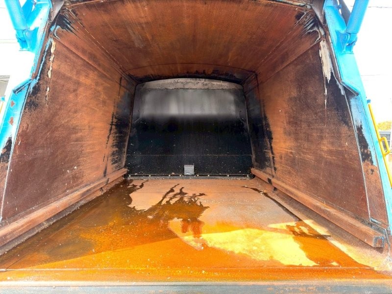 4ｔ　10.2m3　プレスパッカー