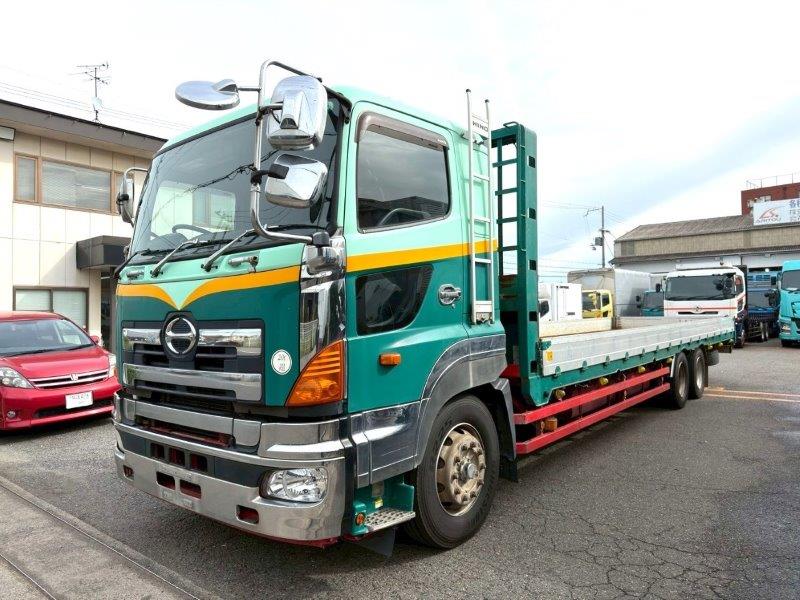 23.5t仕様　３軸低床　２デフ　平ボデー　L＝9.1