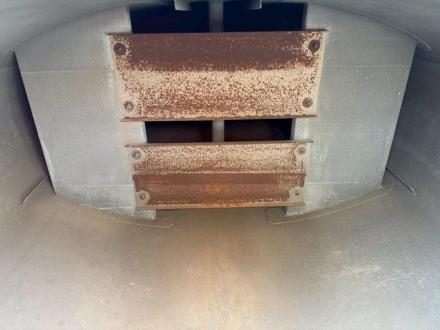 ３９００Ｌ　散水車