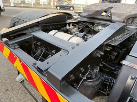 ハイルーフ　トラクター