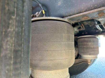 ２５t仕様　３軸高床　アルミブロック平ボデー