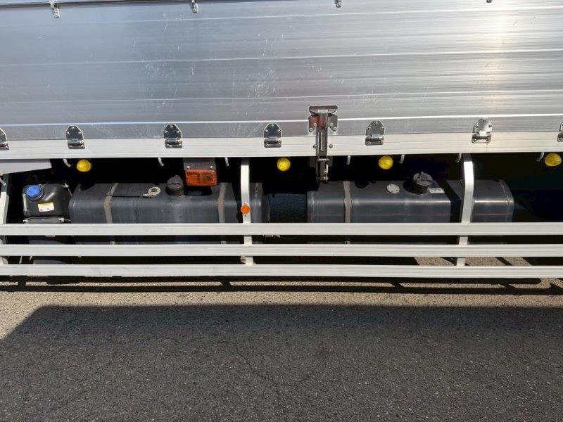 ２５t仕様　３軸高床　アルミブロック平ボデー