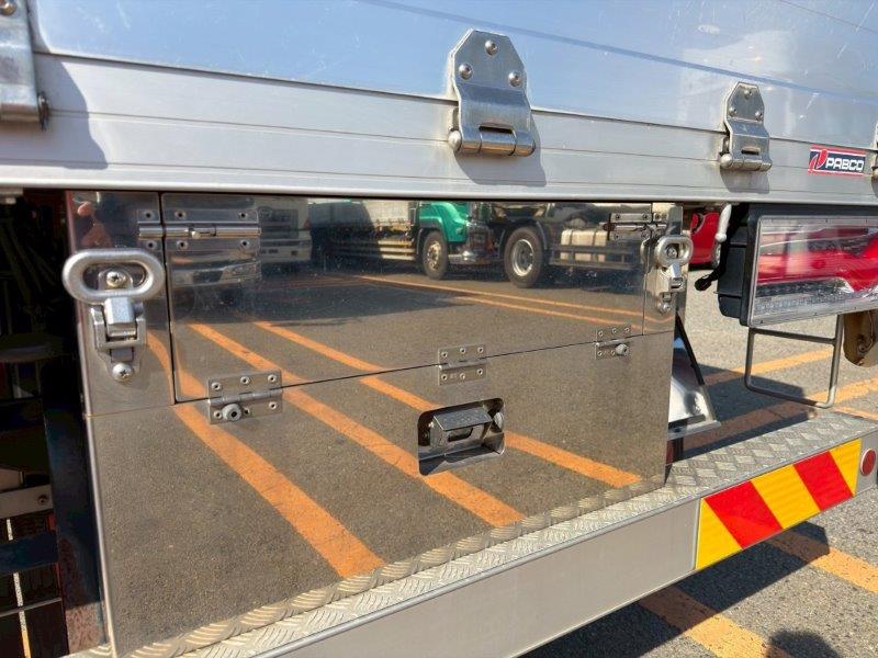 ２５t仕様　３軸高床　アルミブロック平ボデー