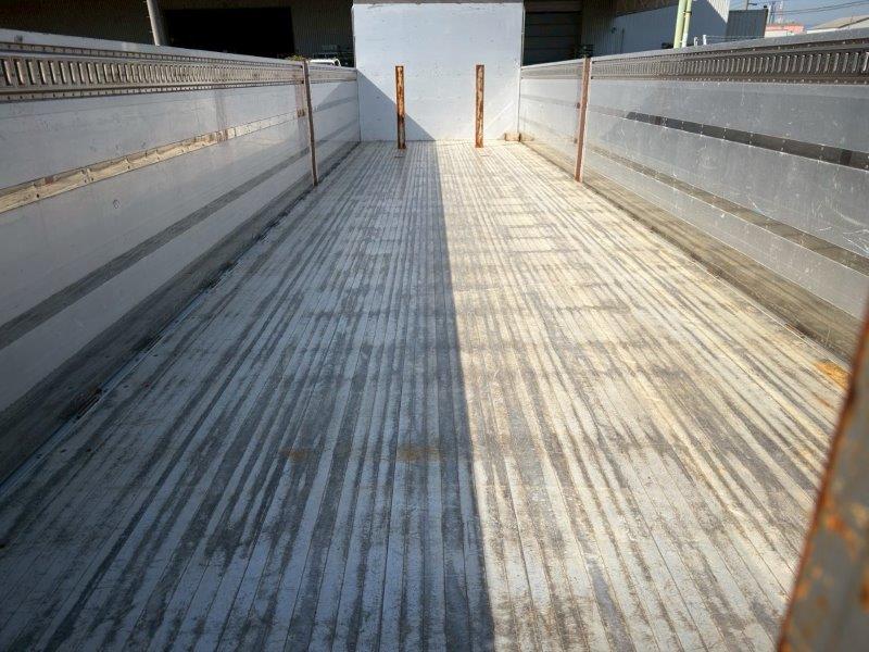 ２５t仕様　３軸高床　アルミブロック平ボデー