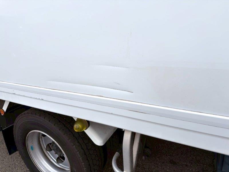 増々トン　ワイド　格納ゲート付　冷凍バン