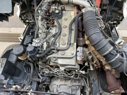 25t仕様　４軸低床　アルミウイング