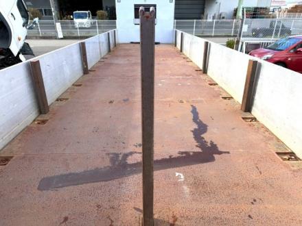 25t仕様　３軸高床　アルミブロック平ボデー