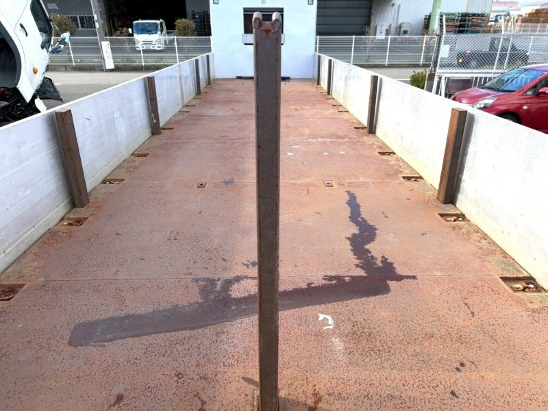 25t仕様　３軸高床　アルミブロック平ボデー