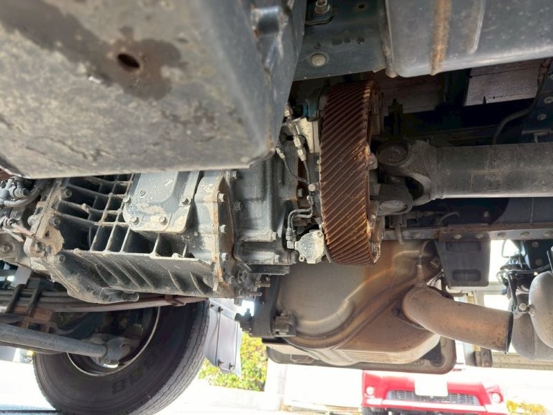 25t仕様　３軸高床　アルミブロック平ボデー