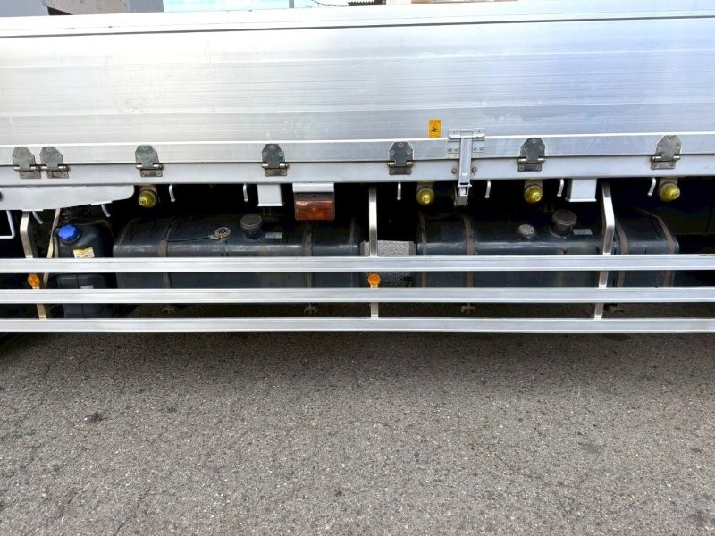 25t仕様　３軸高床　アルミブロック平ボデー