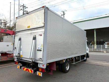４t　ワイド　ゲート付アルミバン