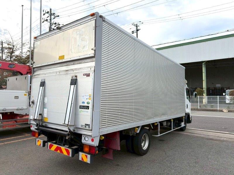 ４t　ワイド　ゲート付アルミバン