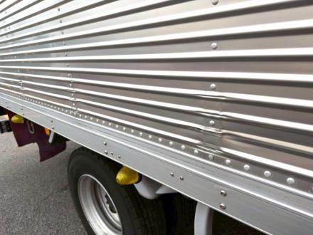 ４t　ワイド　ゲート付アルミバン