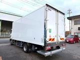 ４t　冷凍バン　格納ゲート付