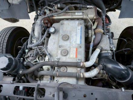 ４t　冷凍バン　格納ゲート付