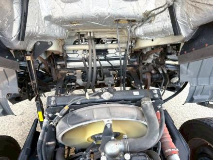 ４t　クレーン付アルミ平ボデー