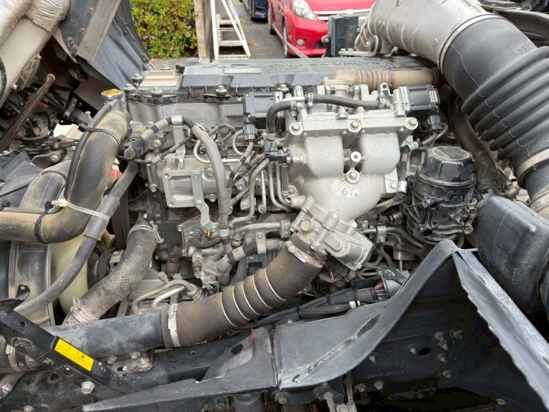 ４t　クレーン付平ボデー　L＝３.6