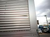 ４t　ワイド　格納ゲート付　アルミウイング