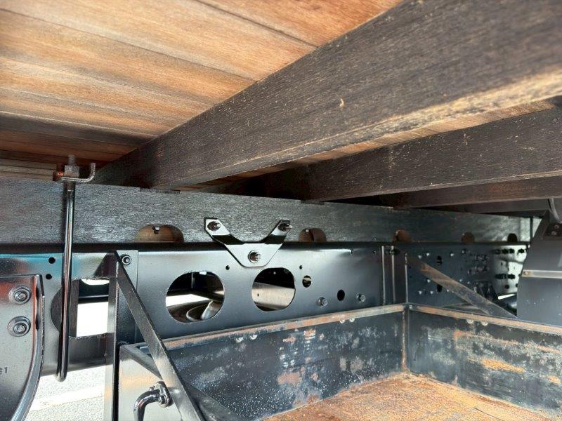 ４t　ワイド　アルミブロック平ボデー