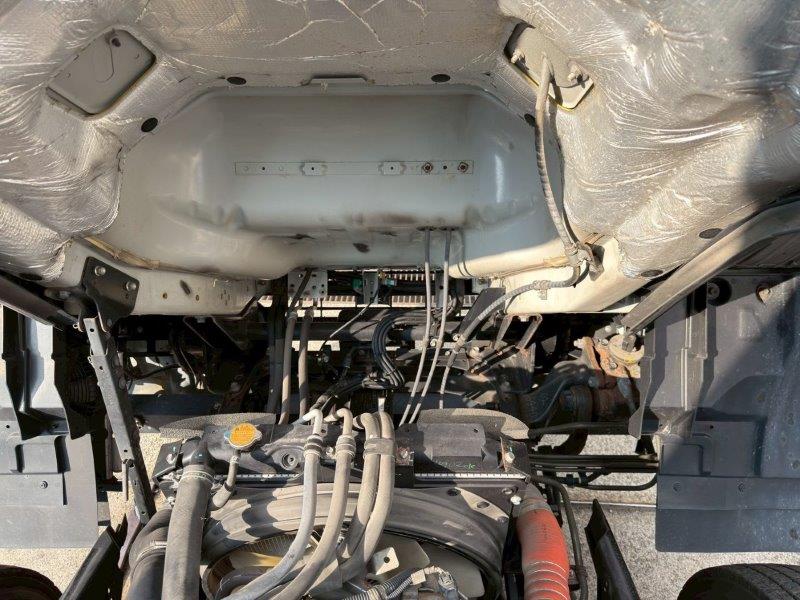 ４ｔ　ワイド　Ｌ＝7.2　アルミウイング