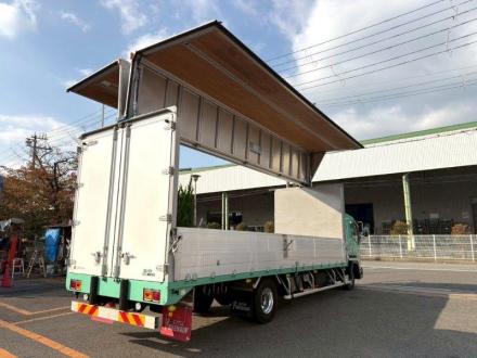 ４ｔ　ワイド　Ｌ＝7.2　アルミウイング