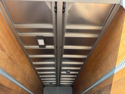 ４ｔ　ワイド　Ｌ＝7.2　アルミウイング