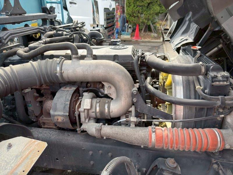 ３軸車　２デフ　深ダンプ　ステンレスボデー