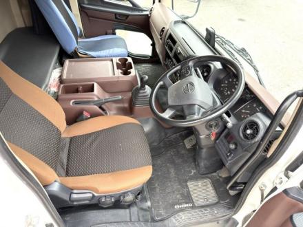 ４t　ワイド　L＝7.2　平ボデー