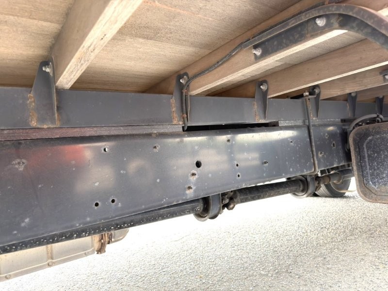 ４t　ワイド　L＝7.2　平ボデー