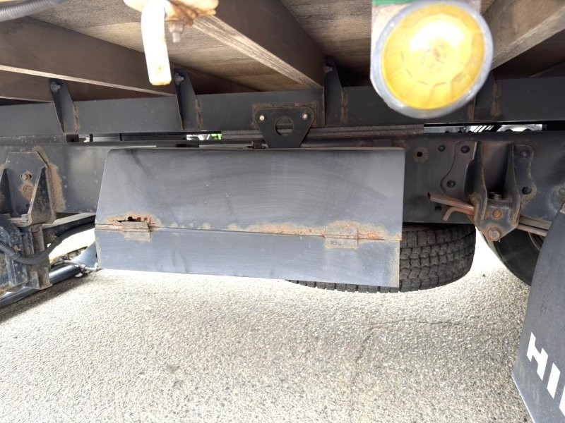 ４t　ワイド　L＝7.2　平ボデー