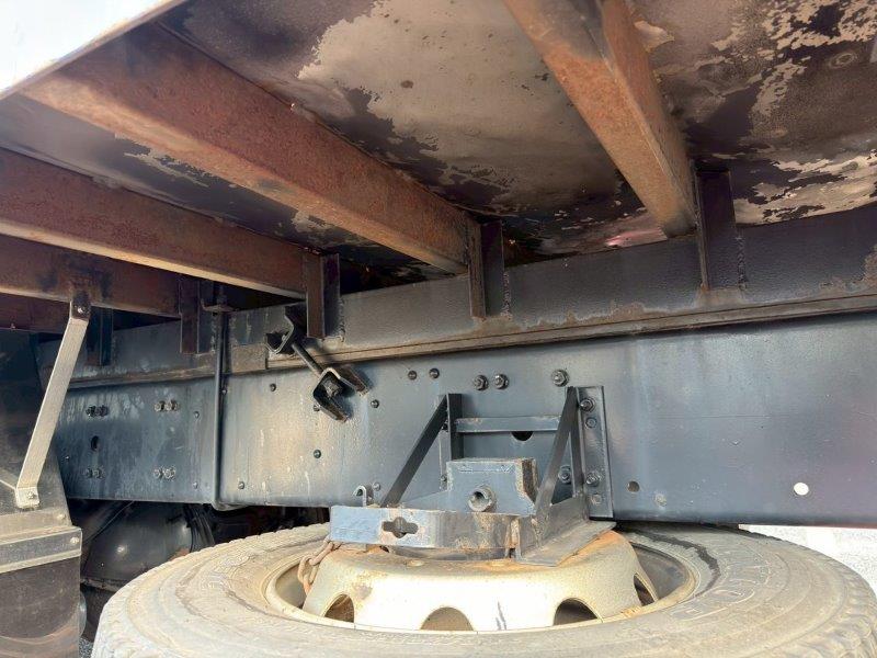 25t仕様　2デフ　スクラップ積み平ボデー