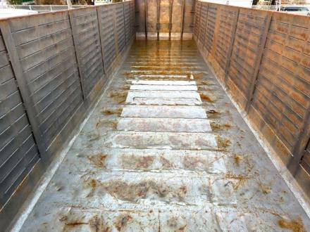 25t仕様　2デフ　スクラップ積み平ボデー