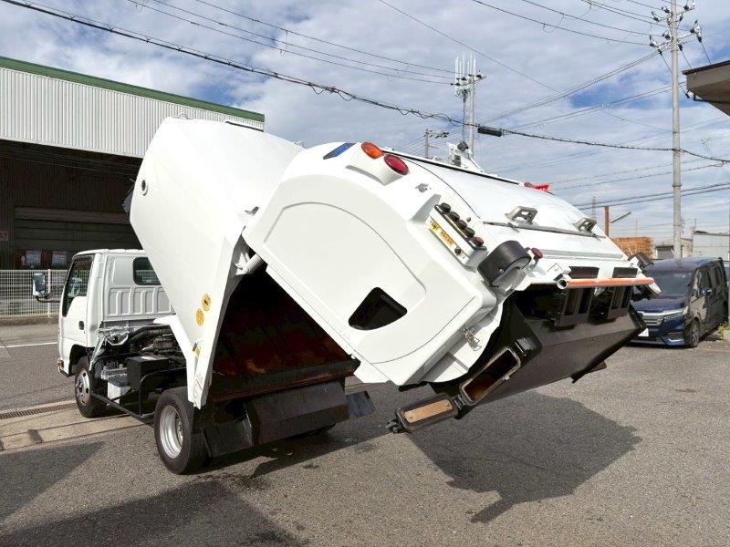 4.4m3　巻き込み式　パッカー