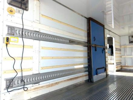 増トン　ワイド　格納ゲート付　冷凍バン