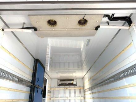 増トン　ワイド　格納ゲート付　冷凍バン