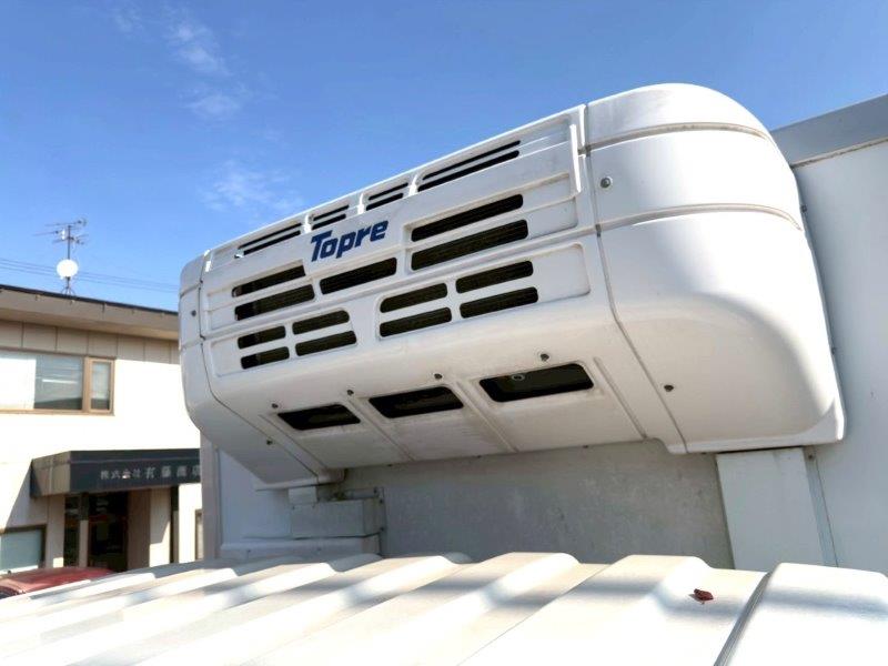 増トン　ワイド　格納ゲート付　冷凍バン