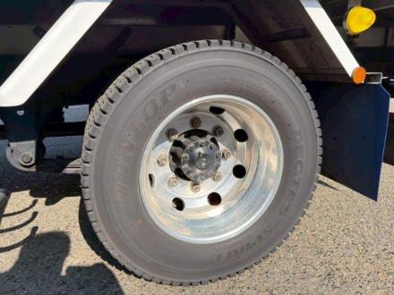 増トン　ワイド　格納ゲート付　冷凍バン