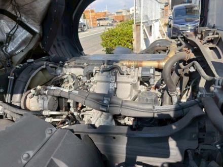 増トン　ワイド　格納ゲート付　冷凍バン