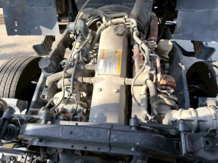 ３軸車　２デフ　ステンレスボデー　深ダンプ