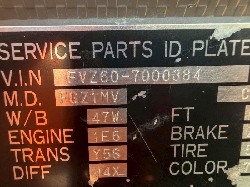 ３軸車　２デフ　ステンレスボデー　深ダンプ