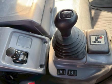 ３軸車　２デフ　ステンレスボデー　深ダンプ