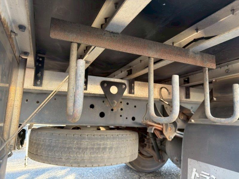 4t　ワイド　ゲート付アルミバン