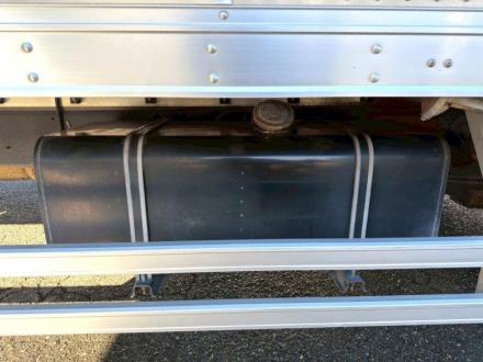 4t　ワイド　ゲート付アルミバン