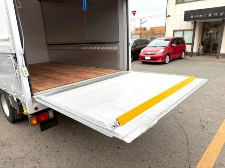 エルフ　ゲート付　アルミウイング