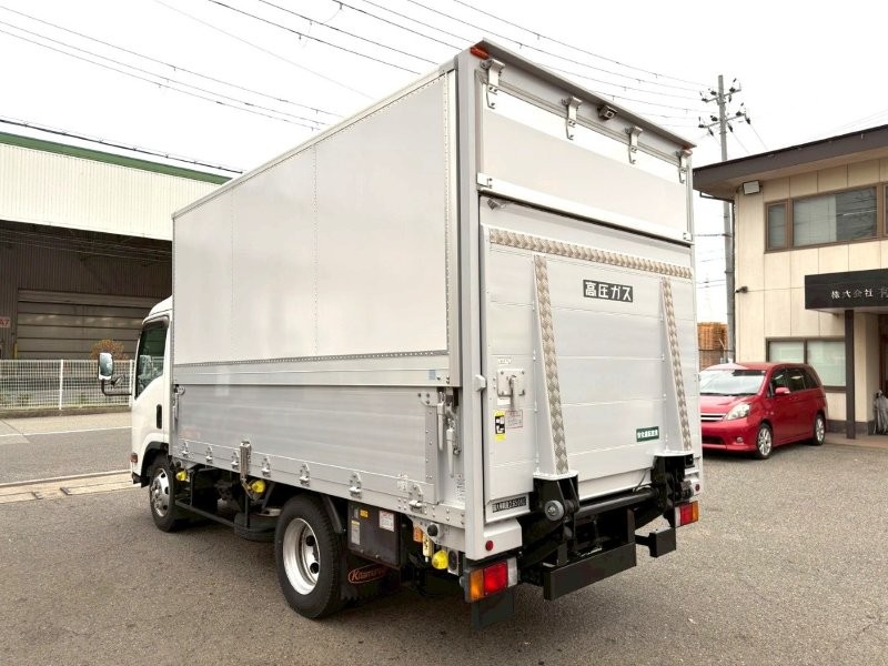 エルフ　ゲート付　アルミウイング