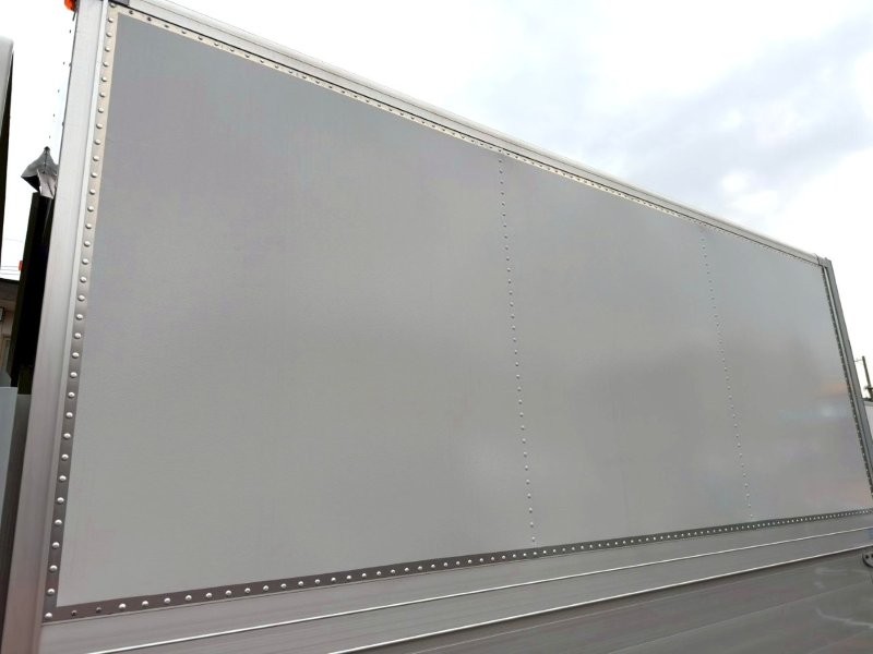 エルフ　ゲート付　アルミウイング