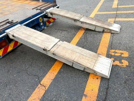 ３軸車　２デフ　ダンプローダー