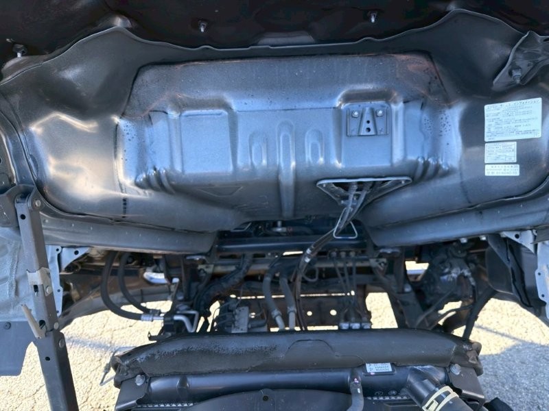 デュトロ　タンク車　ＦＲＰタンク