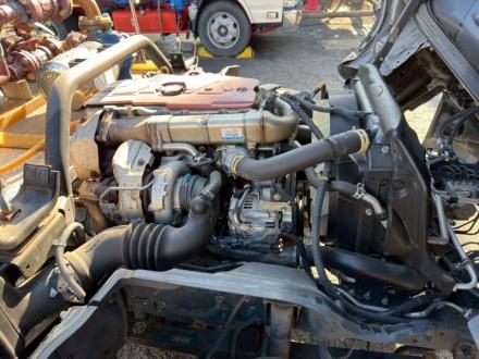 デュトロ　タンク車　ＦＲＰタンク