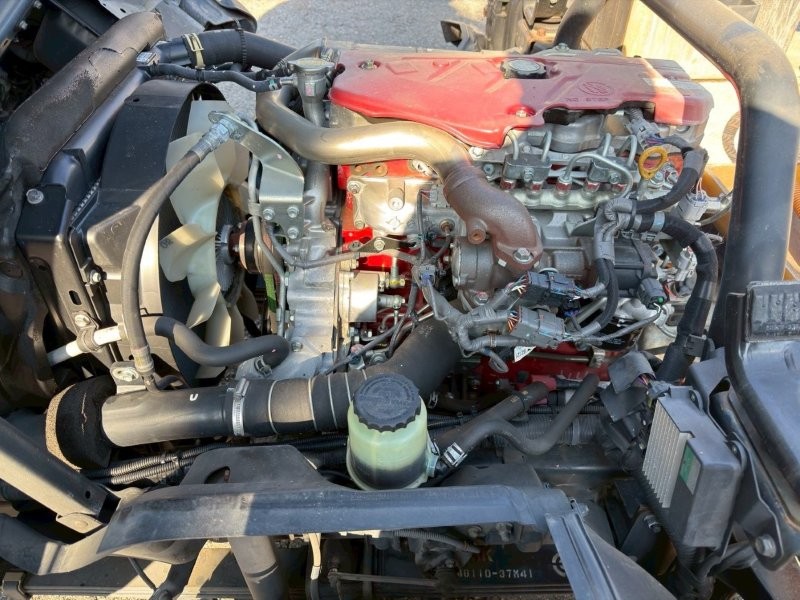 デュトロ　タンク車　ＦＲＰタンク